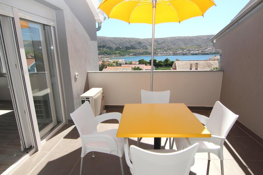 Apartment Villa Franci Pag Town Exterior photo