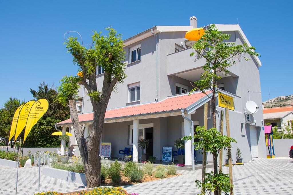 Apartment Villa Franci Pag Town Exterior photo