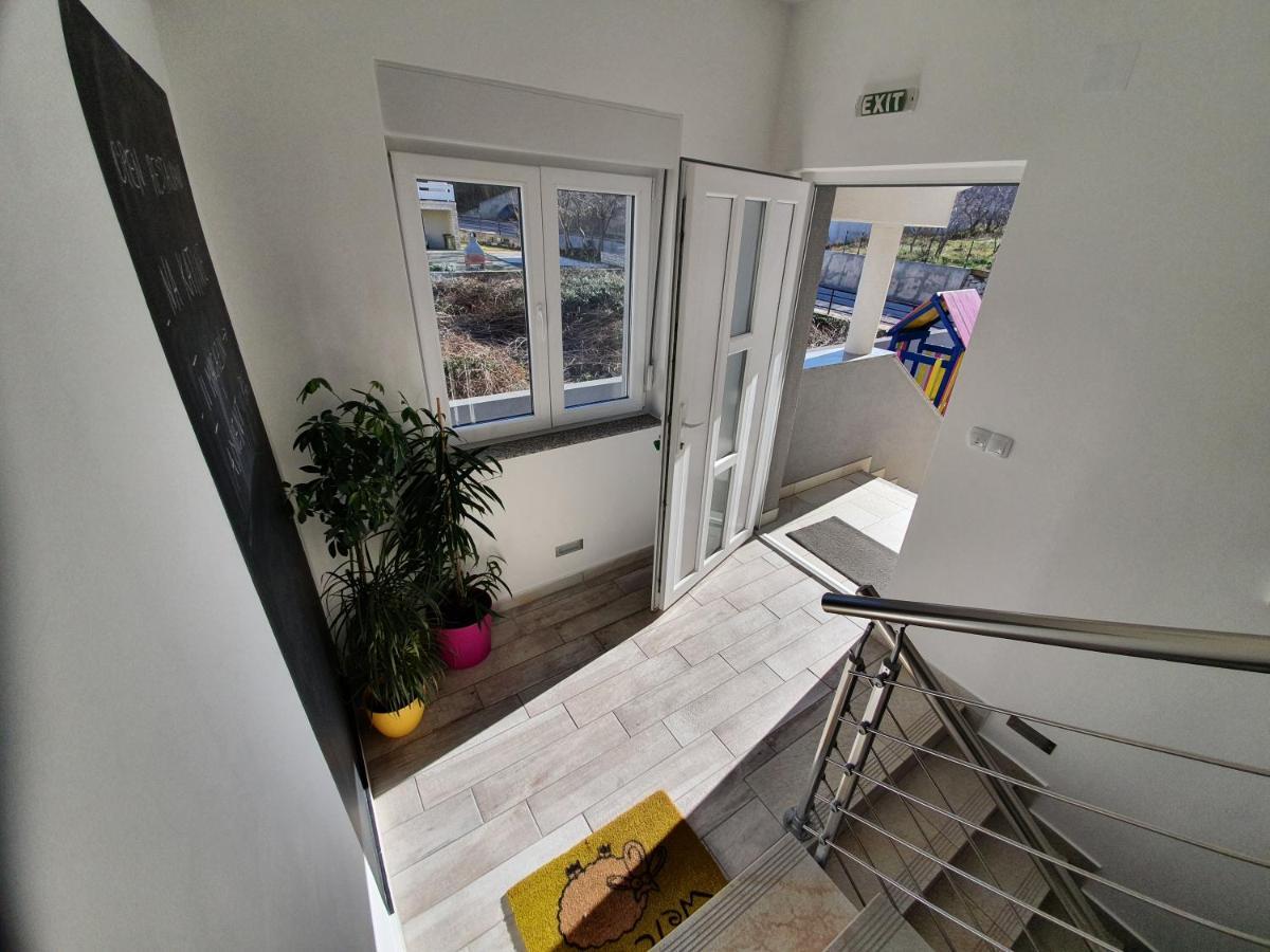 Apartment Villa Franci Pag Town Exterior photo